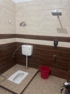 Koupelna v ubytování The Glitch Hotel And Restaurant + 19 fotografií