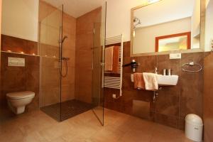 Phòng tắm tại Apart Arve