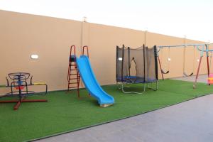 Herní místnost nebo prostor pro děti v ubytování شاليه المهرة