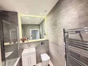 Galeriebild der Unterkunft Modern St Albans City Station Apartment, Business, Contractors Short Term Let in St Albans