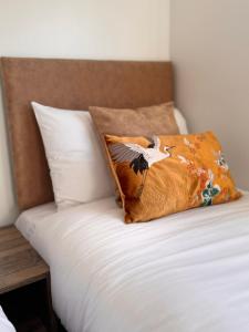 Ένα ή περισσότερα κρεβάτια σε δωμάτιο στο The S Bend Luxury Lodge