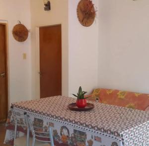 En eller flere senge i et værelse på La Gloriosa eco house