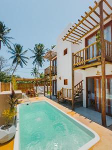 Bazén v ubytování Maré Mansa Suítes Icaraizinho nebo v jeho okolí