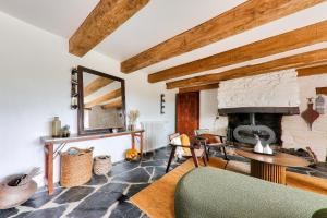 Posezení v ubytování Chaumiere bretonne avec jardin - Golfe du Morbihan