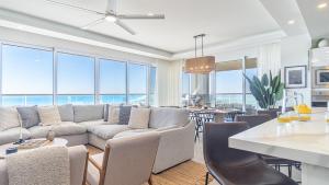 Χώρος καθιστικού στο Encantame Towers Viento 901