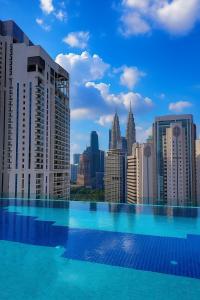 Πισίνα στο ή κοντά στο Majestic Imperial Suites KLCC
