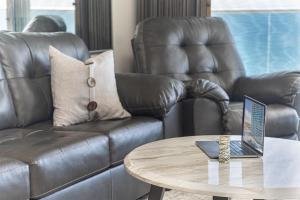 Fotografie z fotogalerie ubytování Splash in The New Lazy River and Sleep In Luxury Encantame Towers C 1204 v destinaci Playa Encanto