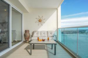 Ποτά στο Marvelous 2 bedroom condo Encantame Towers Verano 604