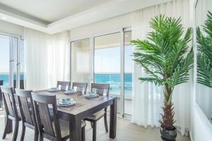 Fotografie z fotogalerie ubytování Delightful 2 bedroom condo Encantame Towers Verano 505 v destinaci Playa Encanto