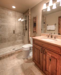 Koupelna v ubytování Trails End