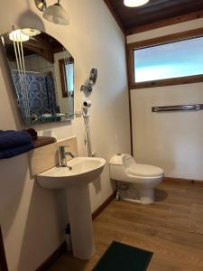 Koupelna v ubytování Hotel Tropical