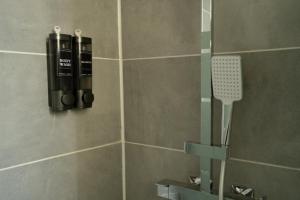 Ένα μπάνιο στο Hôtel Sofiane +72 φωτογραφίες