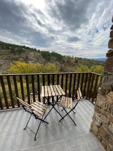 Μπαλκόνι ή βεράντα στο La Huerce Silvestre - apartamento abuela +13 φωτογραφίες