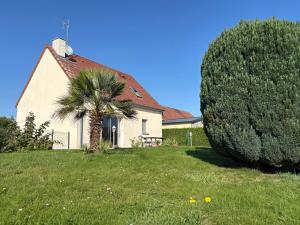 Zahrada ubytování Maison tout confort près du Mont-Saint-Michel