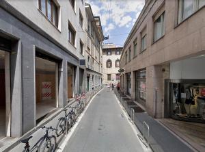 Район апартаментов/квартиры или близлежащий район