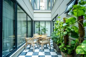 Balkon atau teras di The Soho by Aramstays