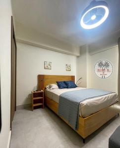 Ένα ή περισσότερα κρεβάτια σε δωμάτιο στο Boca del Mar III Apartment 724