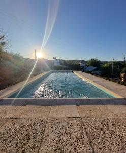 Bazén v ubytování Casa de Tanti nebo v jeho okolí