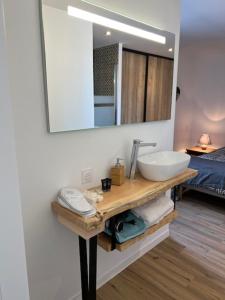 Ένα ή περισσότερα κρεβάτια σε δωμάτιο στο 200m de l'Océan