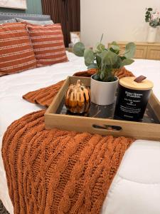 Afbeelding uit fotogalerij van Luxurious Home Away From Home in Pickering