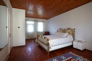 A bed or beds in a room at Villa Bosphorus Konak