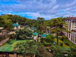 Κήπος έξω από το Cozy room at Brenthill Condominium