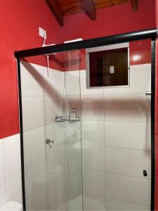 Et badeværelse på Hostel Recanto Verde