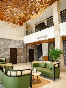 Posezení v ubytování Madayaw Hotel