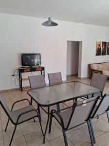 TV a/nebo společenská místnost v ubytování La Elena + 5 fotografií