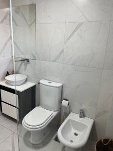 Koupelna v ubytování Departamento Chivilcoy