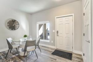 Φωτογραφία από το άλμπουμ του 5370 N Union Unit102 σε Pikeview +16 φωτογραφίες