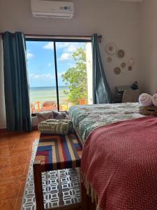 Postel nebo postele na pokoji v ubytování Artola Beach Rentals Advisors