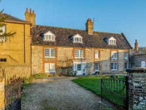 Hoone, kus puhkemaja asub