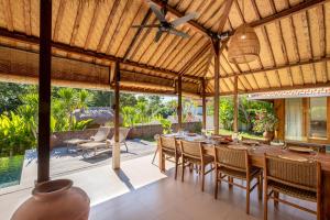 Posezení v ubytování Villas Tropical Joglos