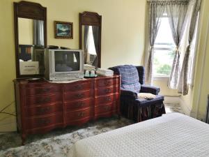 Gallery image of Harbor House Bed and Breakfast in Staten Island