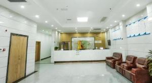 Vstupní hala nebo recepce v ubytování GreenTree Inn Express Xuzhou Pizhou Tiefu Town Bus station.