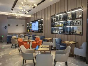 Echarm Hotel Wuhan High-speed Rail Peace Park Metro Station休息區