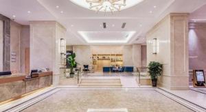 Vstupní hala nebo recepce v ubytování Vienna Hotel Sichuan Hejiang Yangtze River Bridge + 176 fotografií