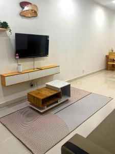 Μια τηλεόραση ή/και κέντρο ψυχαγωγίας στο NHI Home Paka