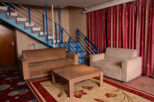Ảnh trong thư viện ảnh của Kabul Blue Star Guest House Number 2 ở Kabul +18 ảnh