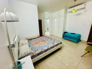 Postel nebo postele na pokoji v ubytování Momota-Neer + 3 fotografie