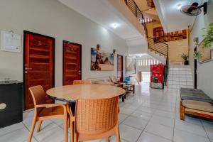 Χώρος καθιστικού στο Hotel O near Monas formerly Pondokan Kota Jakarta