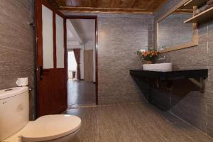 Koupelna v ubytování Chapa Dew Boutique Hotel + 91 fotografií