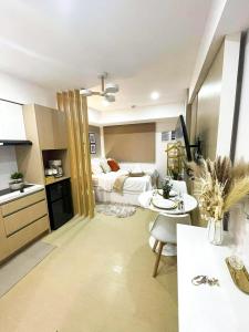 Kuchyň nebo kuchyňský kout v ubytování Emetheria Residence CDO + 21 fotografií