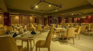 Restaurace v ubytování Hotel Castle Salam