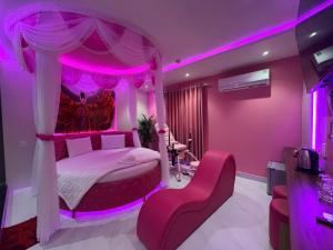 Μια τηλεόραση ή/και κέντρο ψυχαγωγίας στο Xuân Hồng Hotel