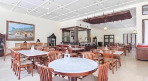 Restoran atau tempat lain untuk makan di Colonial Hotel Makassar
