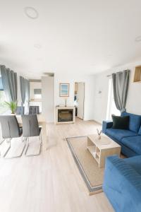 Gallery image of Chalet am See in Wackersdorf
