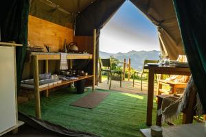 Imagen de la galería de Safari Glamping Portugal Shark, en Ventosa 8 fotos más