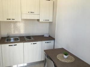 Kuchyň nebo kuchyňský kout v ubytování Villa Elia - Tenuta Le Scerze - Salento Homes